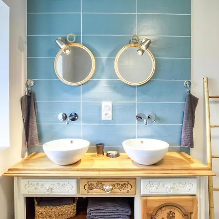 3 Bedroom Cozy In Σπίτι διακοπών Baraqueville