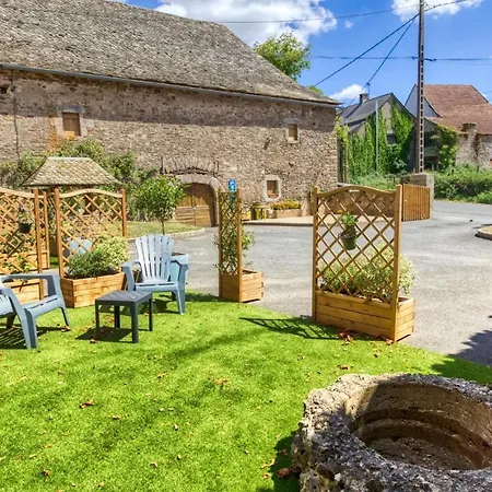 3 Bedroom Cozy In 펜션 *