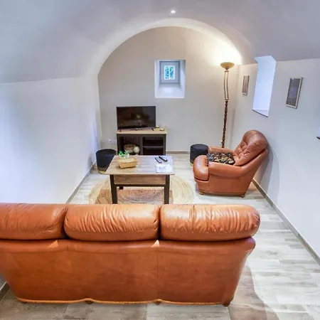 3 Bedroom Beautiful In *