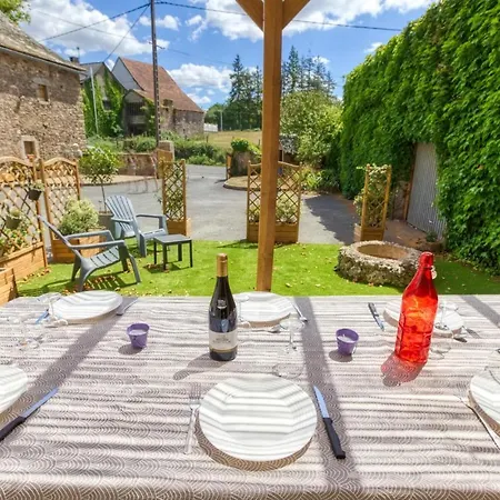 3 Bedroom Beautiful In Vakantiehuis Baraqueville