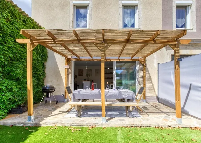 3 Bedroom Cozy In * Baraqueville