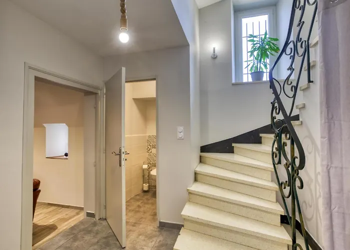 3 Bedroom Cozy In Baraqueville